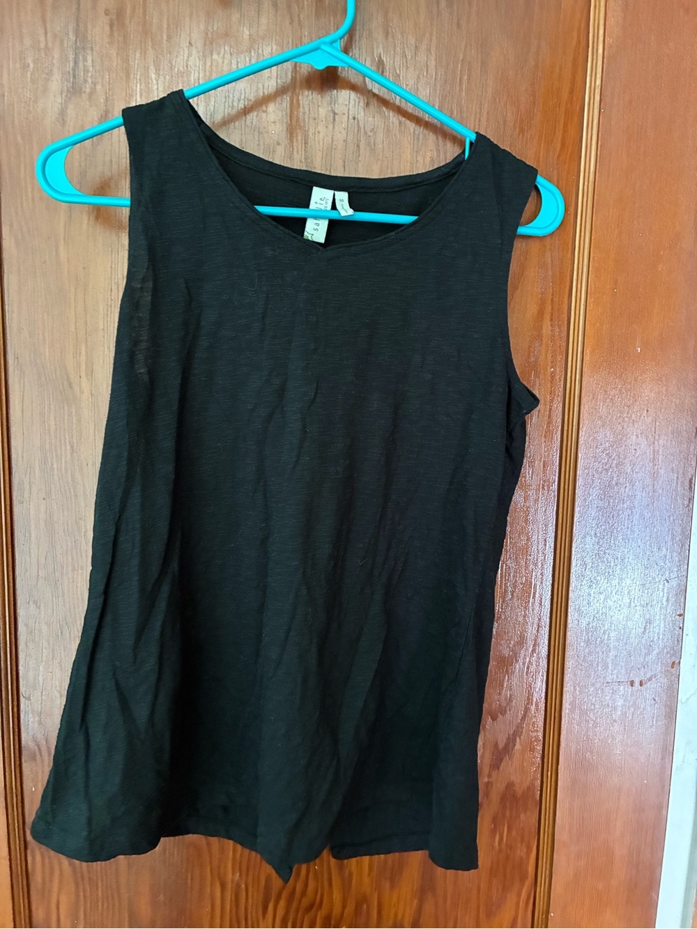 Open Back Black Tank Top 🖤✨🖤✨🖤 - Picture 6 of 7